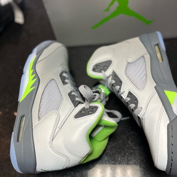 JORDAN 5 RETRO \'GREEN BEAN\' 2022 main image 6